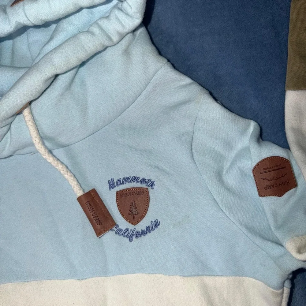 Wanakome Hoodie